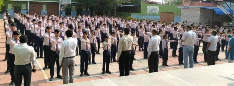 27,000 छात्रों ने पॉलिथीन छोड़ने की शपथ ली, जानें इसका असर!