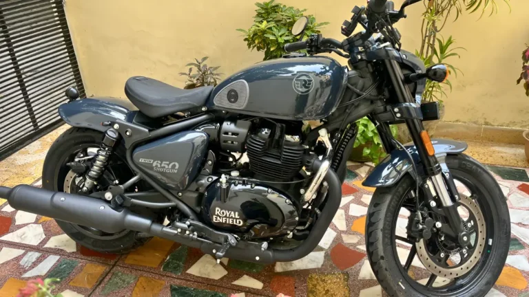 रॉयल एनफील्ड Bobber 650: दमदार परफॉर्मेंस और बेहतरीन माइलेज अब आपकी!