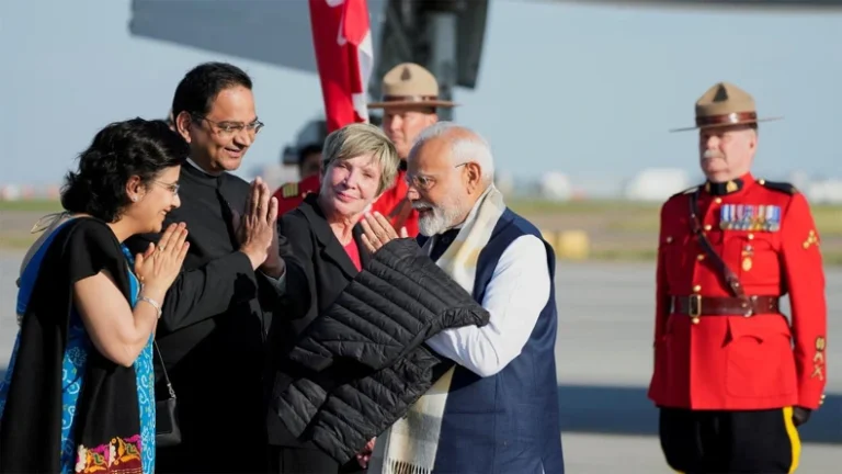 जी-7 शिखर सम्मेलन में भाग लेने कनाडा पहुंचे पीएम मोदी, रिश्तों में सुधार की उम्मीद
